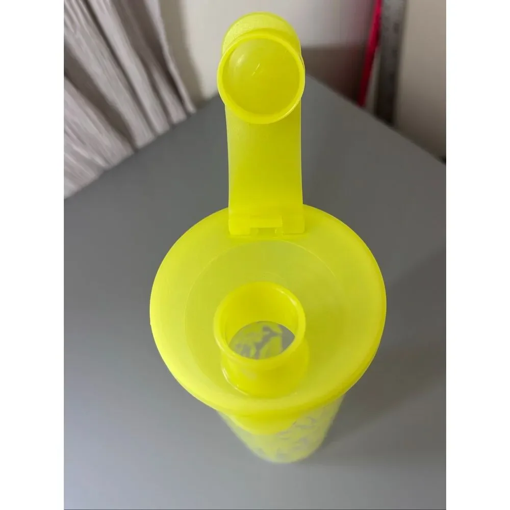 Tupperware Tumbler Cup w/ Flip-Top Seal 16 Ounces Tropical print yellow